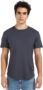 Camiseta de Manga Corta Calvin Klein: Estilo y Comodidad para el Hombre Moderno