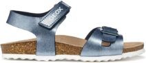 ¿Por qué las Geox J Adriel Girl C son el calzado definitivo para este verano?